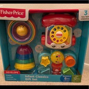 Brand New Fisher Price Infant Classics Set
